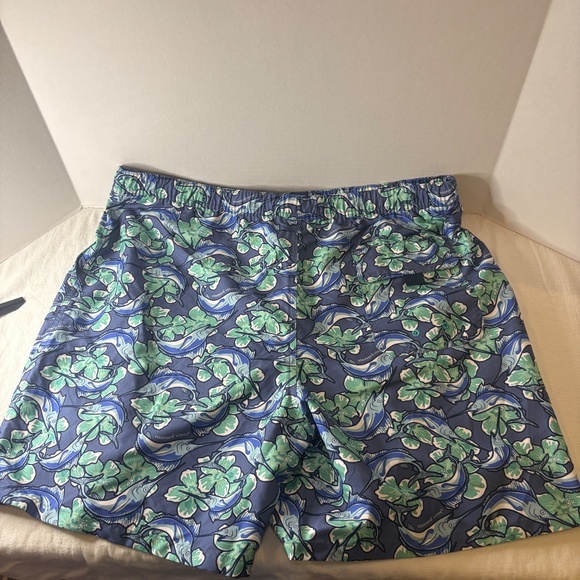 Vineyard Vines Martha's Vineyard Marlin Flowers Chappy Swim Trunks Size XL NEW - Picture 9 of 9